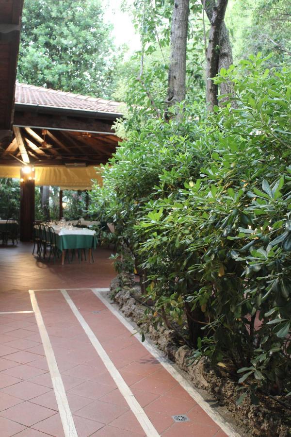 Hotel La Locanda Del Borgo Rome Extérieur photo