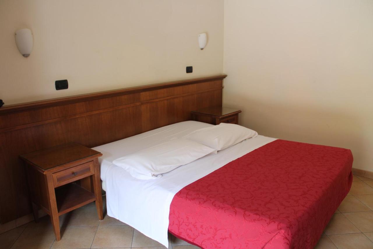 Hotel La Locanda Del Borgo Rome Extérieur photo