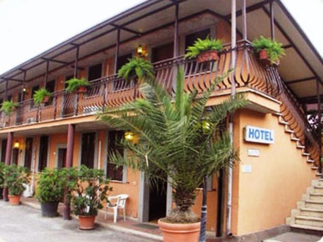 Hotel La Locanda Del Borgo Rome Extérieur photo